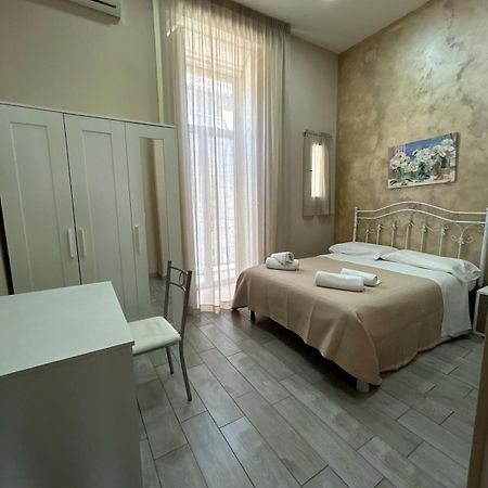 B&B Panorama 17 Napoli Bagian luar foto