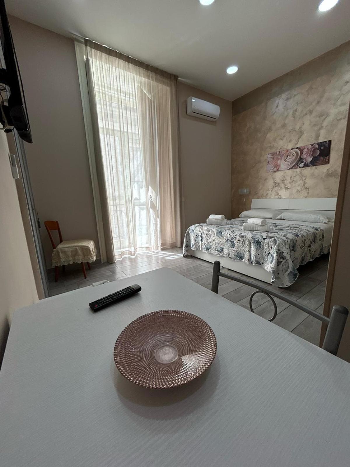 B&B Panorama 17 Napoli Bagian luar foto
